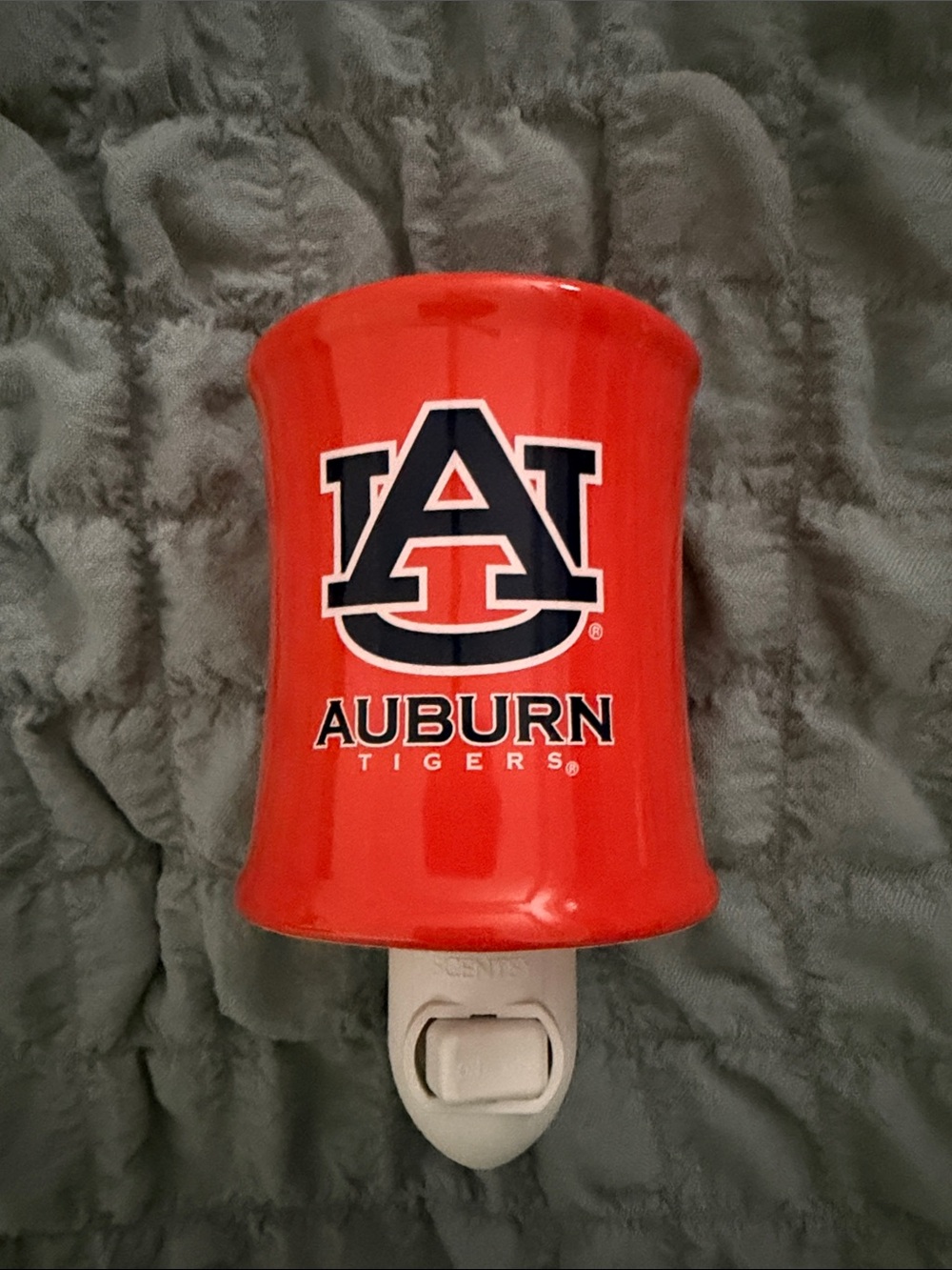 Scentsy Electric Wax Mini Warmer- Auburn University